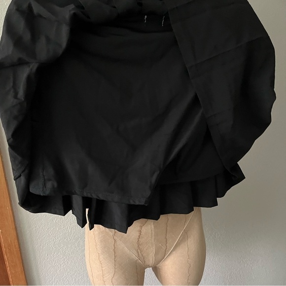 COTTON ON sz 12 BLACK Curve Match Point Pleated Skort Tennis Skirt w/ Shorts - Picture 4 of 6